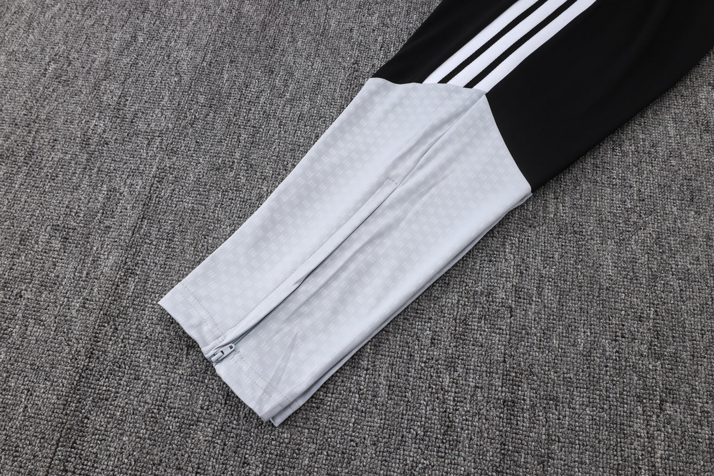 Real Madrid 1/4 Zip Tracksuit Set - Black/White/Grey