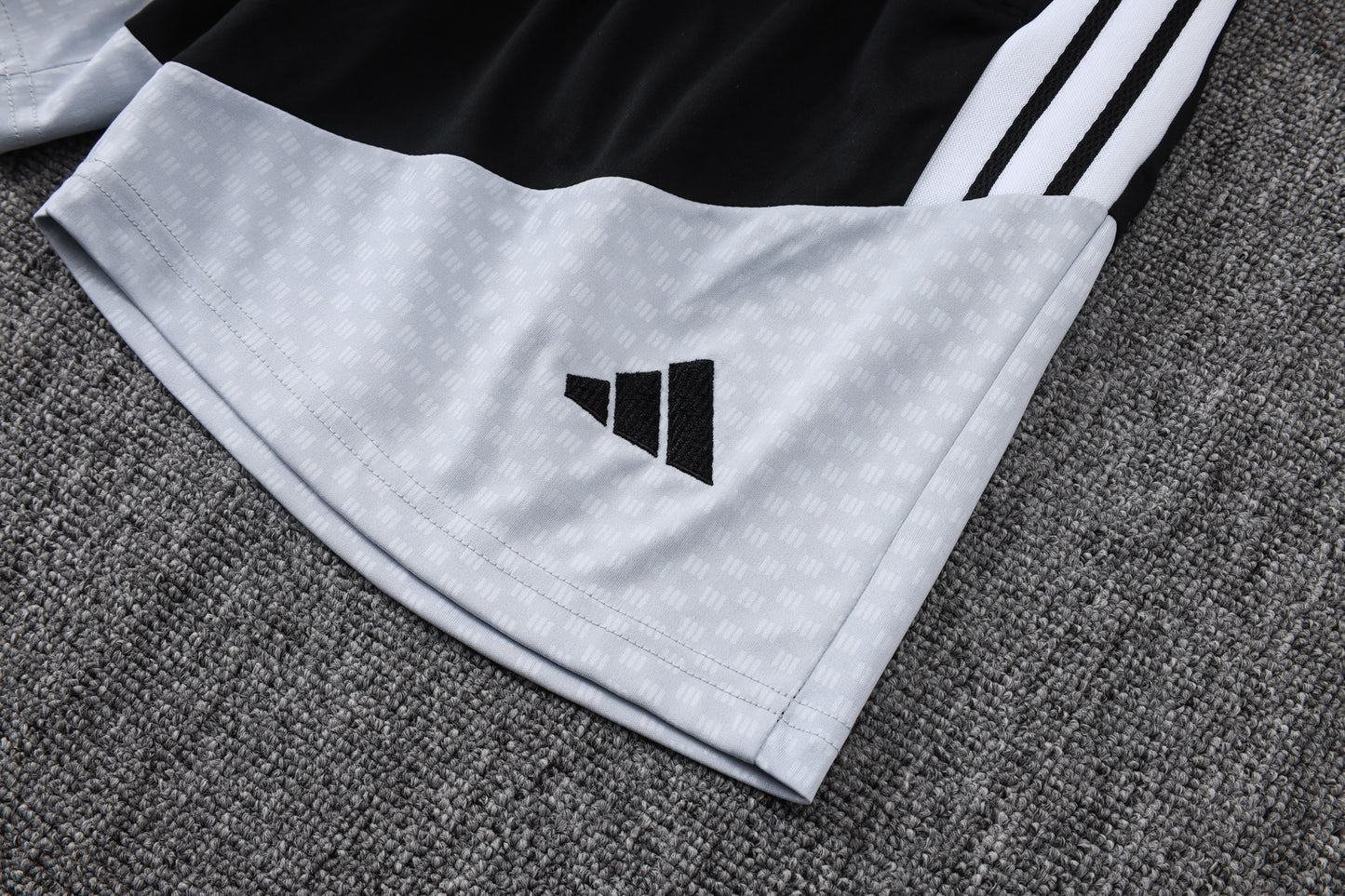 Real Madrid Training Kit - Black/White/Grey