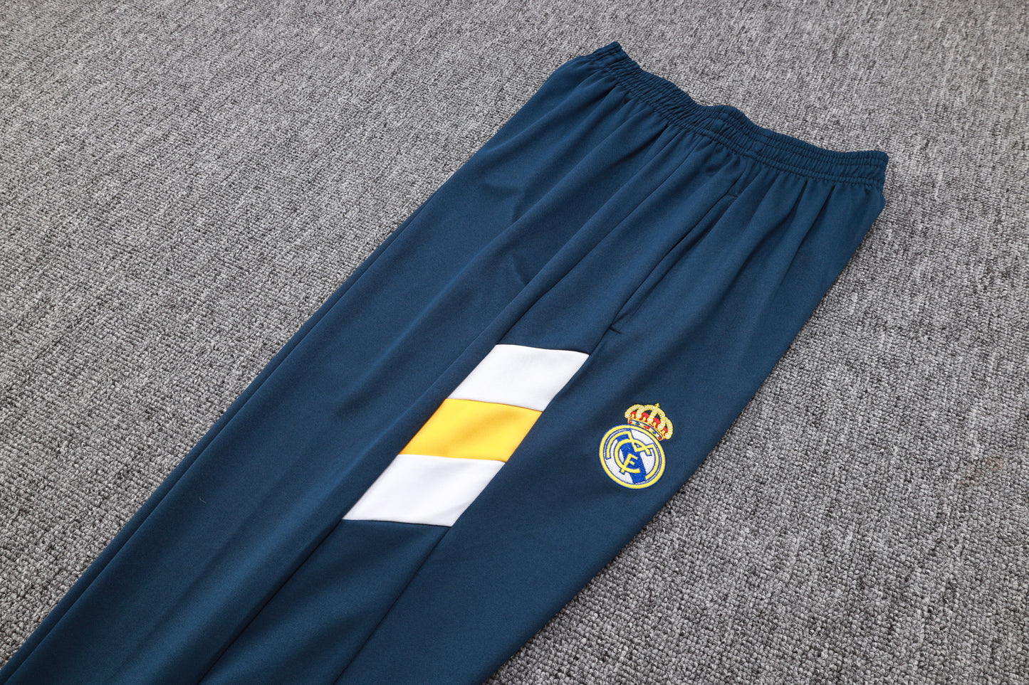 Real Madrid 1/4 Zip Retro Tracksuit Set