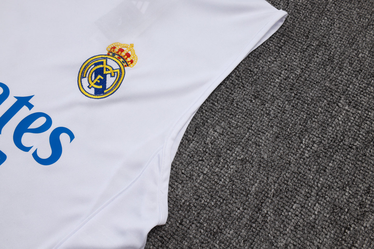 Real Madrid Sleeveless Training Kit - White/Blue