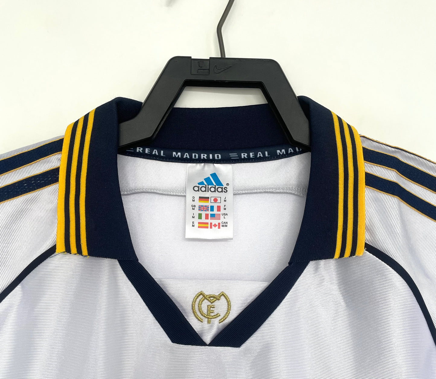 Real Madrid 1998/00 Home