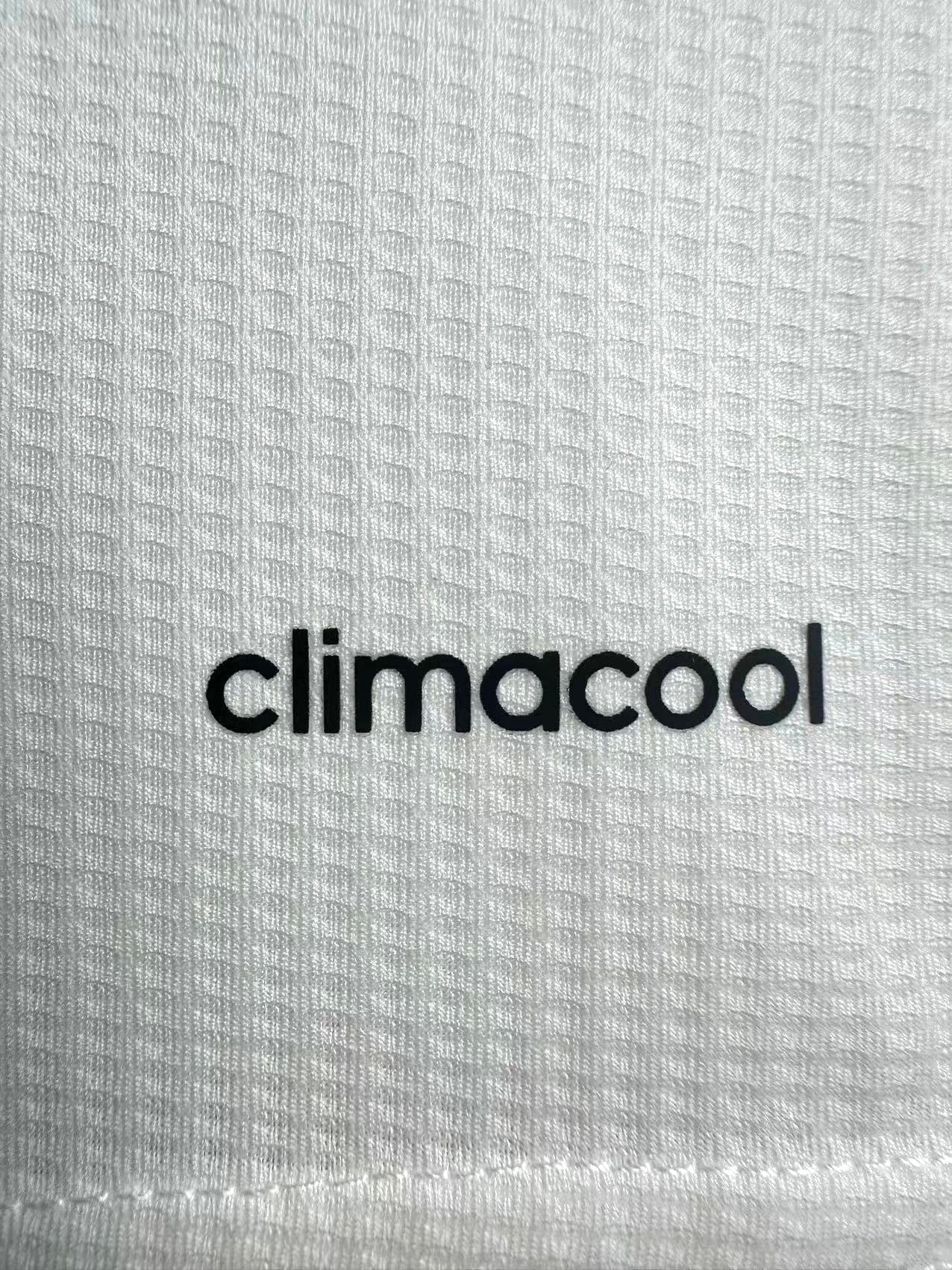 Real Madrid 2015/16 Home