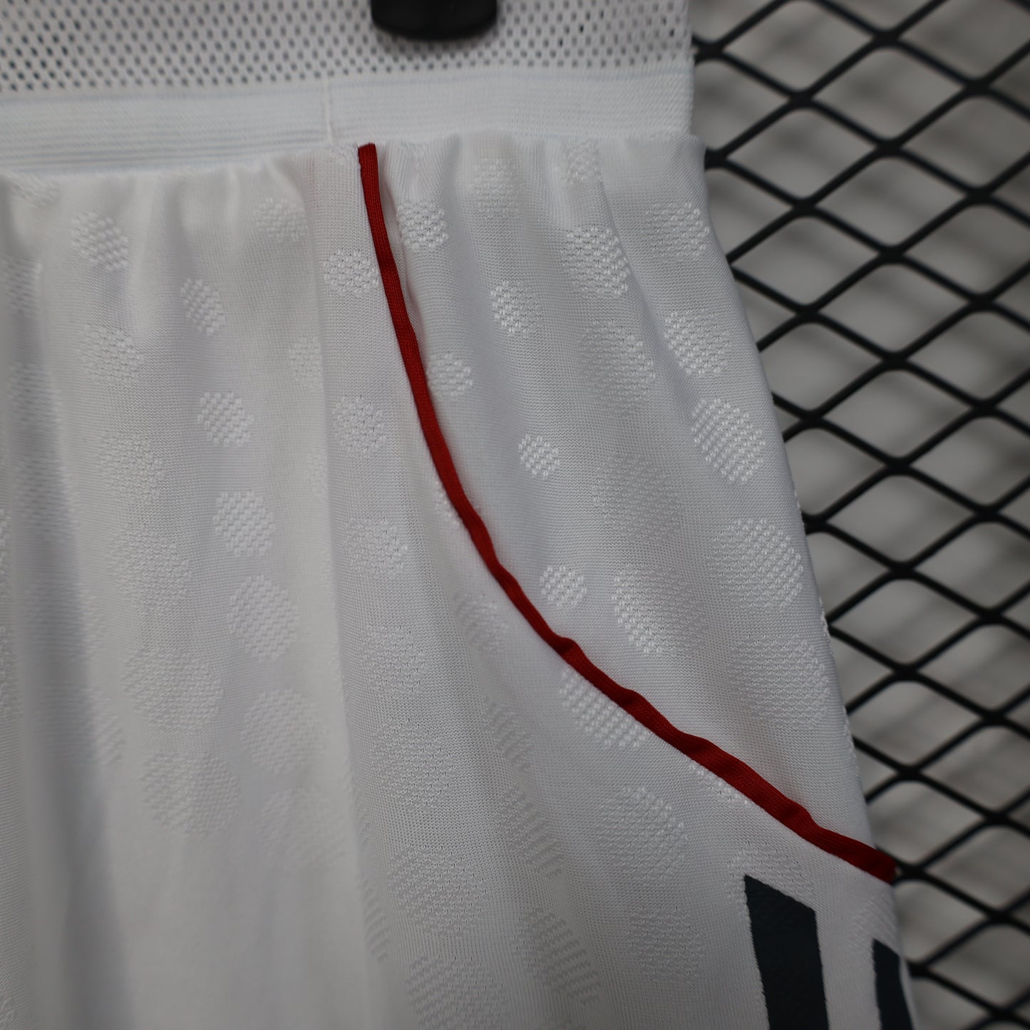 FC Bayern Munich 2025/26 Shorts - Away