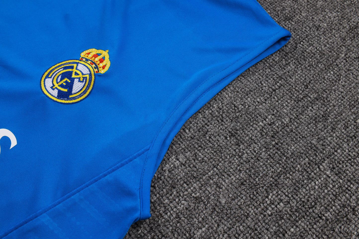 Real Madrid Sleeveless Training Kit - Third