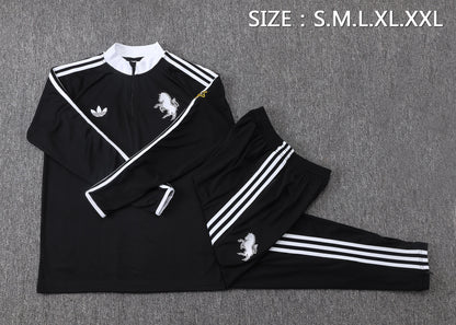 Juventus 1/4 Zip Tracksuit Set - Classic Black