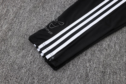 Juventus 1/4 Zip Tracksuit Set - Classic Black