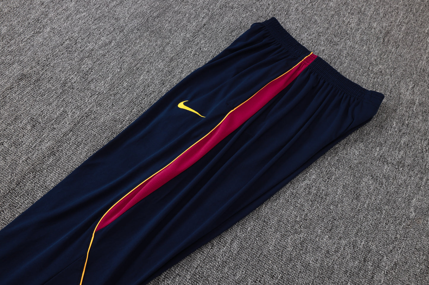 Barcelona 1/4 Zip Tracksuit Set - Maroon/Navy