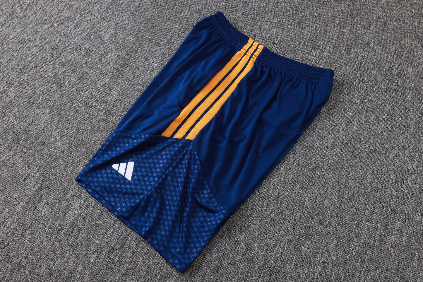 Real Madrid Training Kit  - Navy/Gold