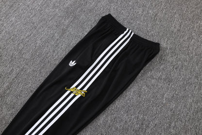 Juventus 1/4 Zip Tracksuit Set - Classic Black