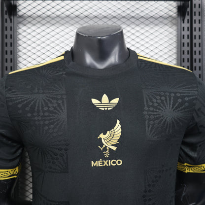 Mexico 2025 - Black & Gold