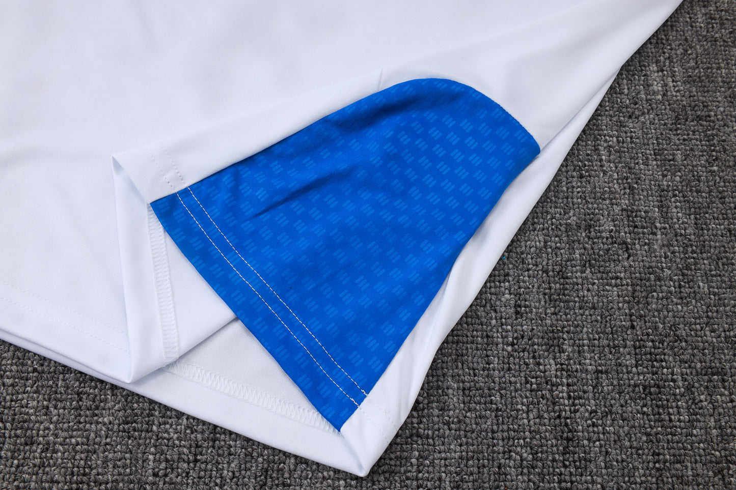 Juventus 1/4 Zip Tracksuit Set - White/Blue