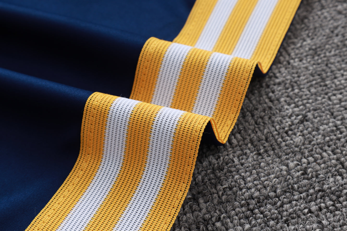 Real Madrid 1/4 Zip Tracksuit Set - Navy/Gold Classic