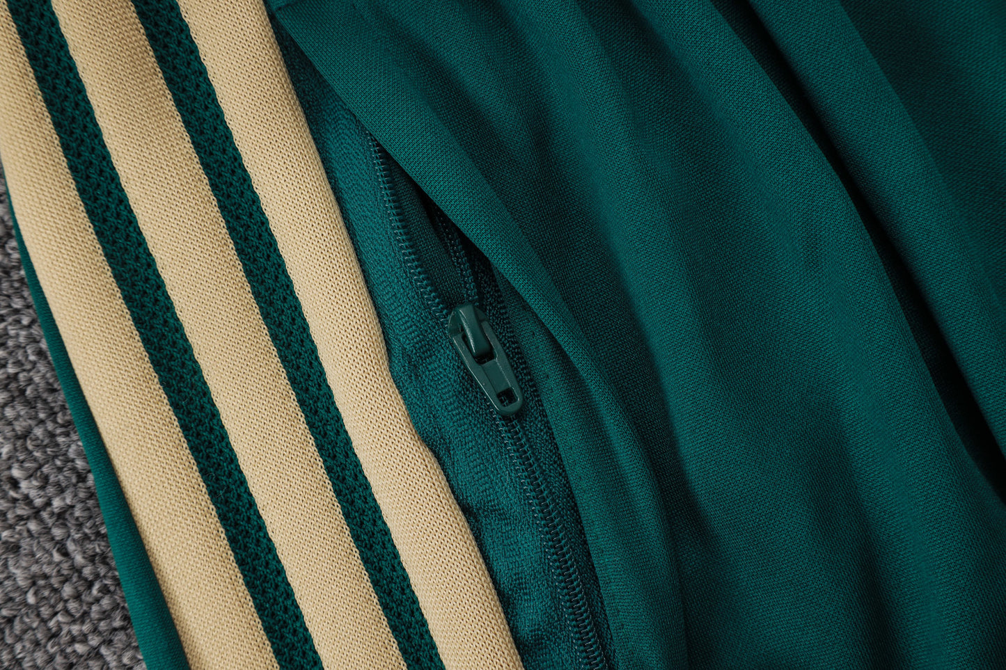 Italy 1/4 Zip Tracksuit Set - Green/White
