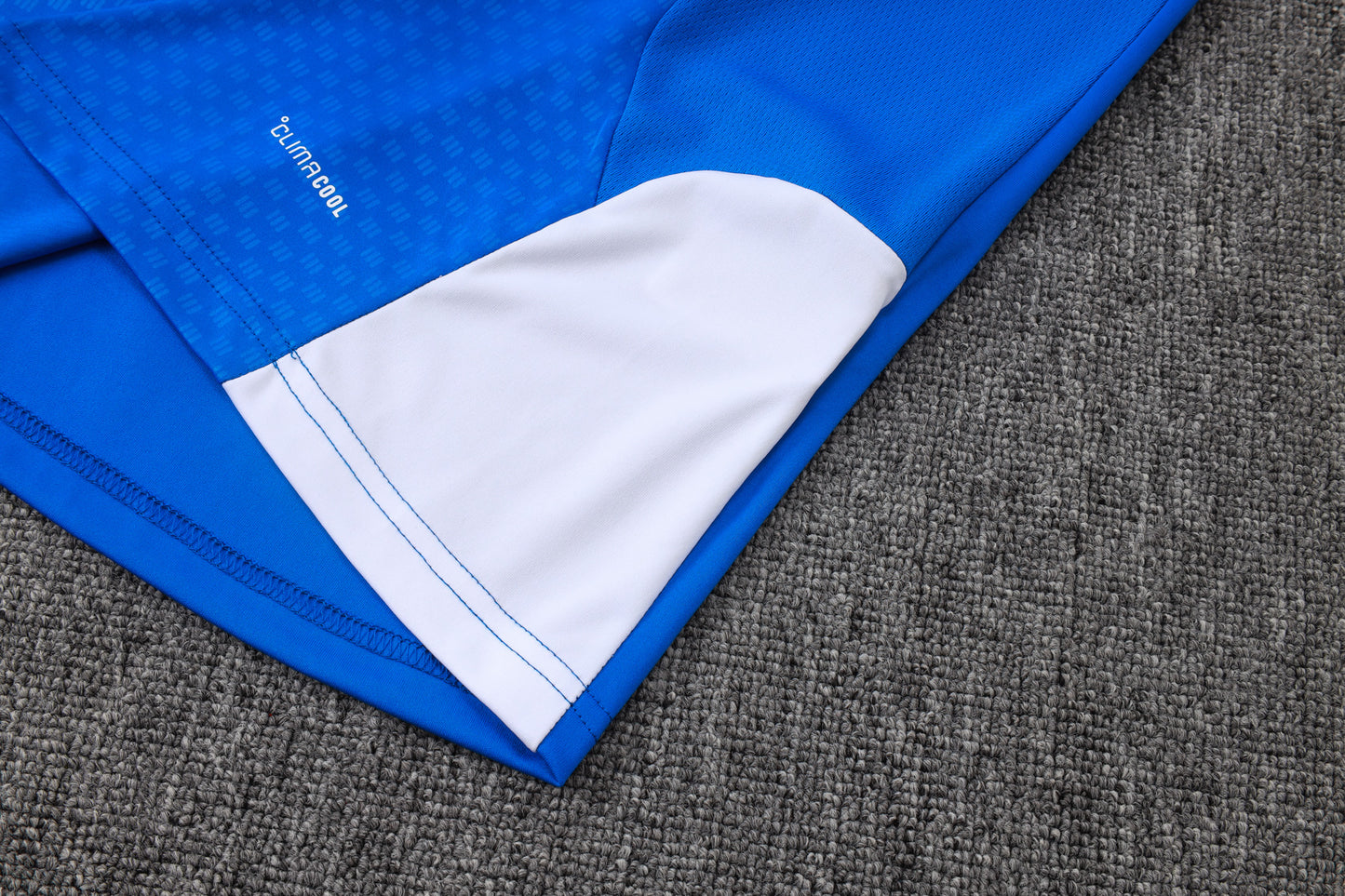 Juventus Training Kit  - Blue/White