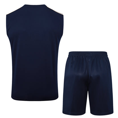 Juventus Sleeveless Training Kit - Retro Third