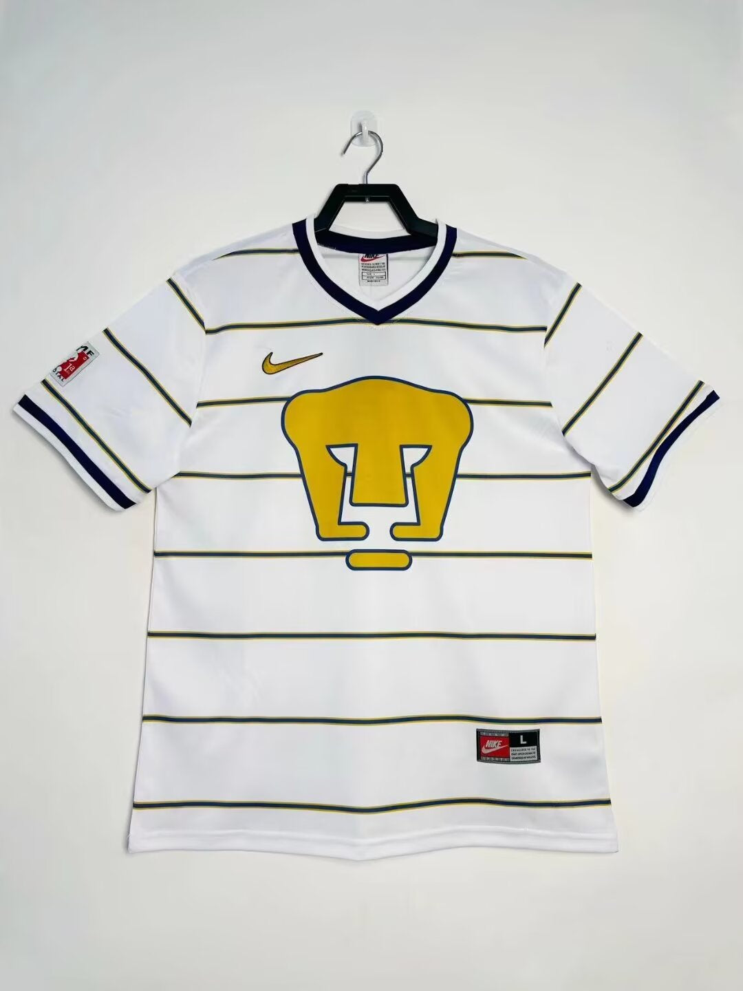 Club Universidad Nacional UNAM 1997/98 Away
