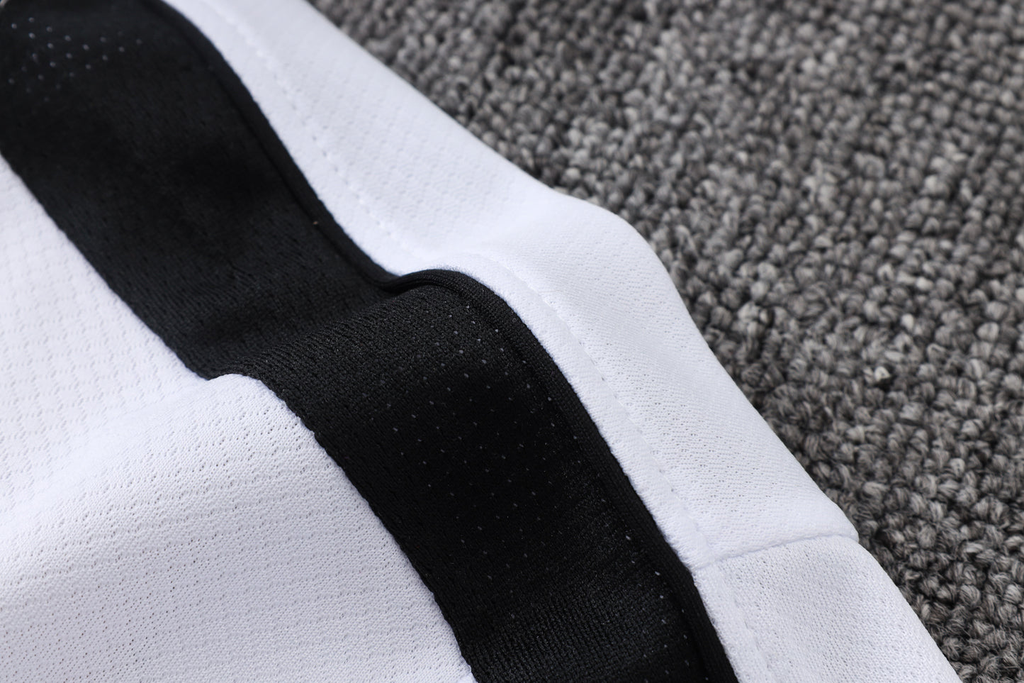PSG Training Kit  - White/Black