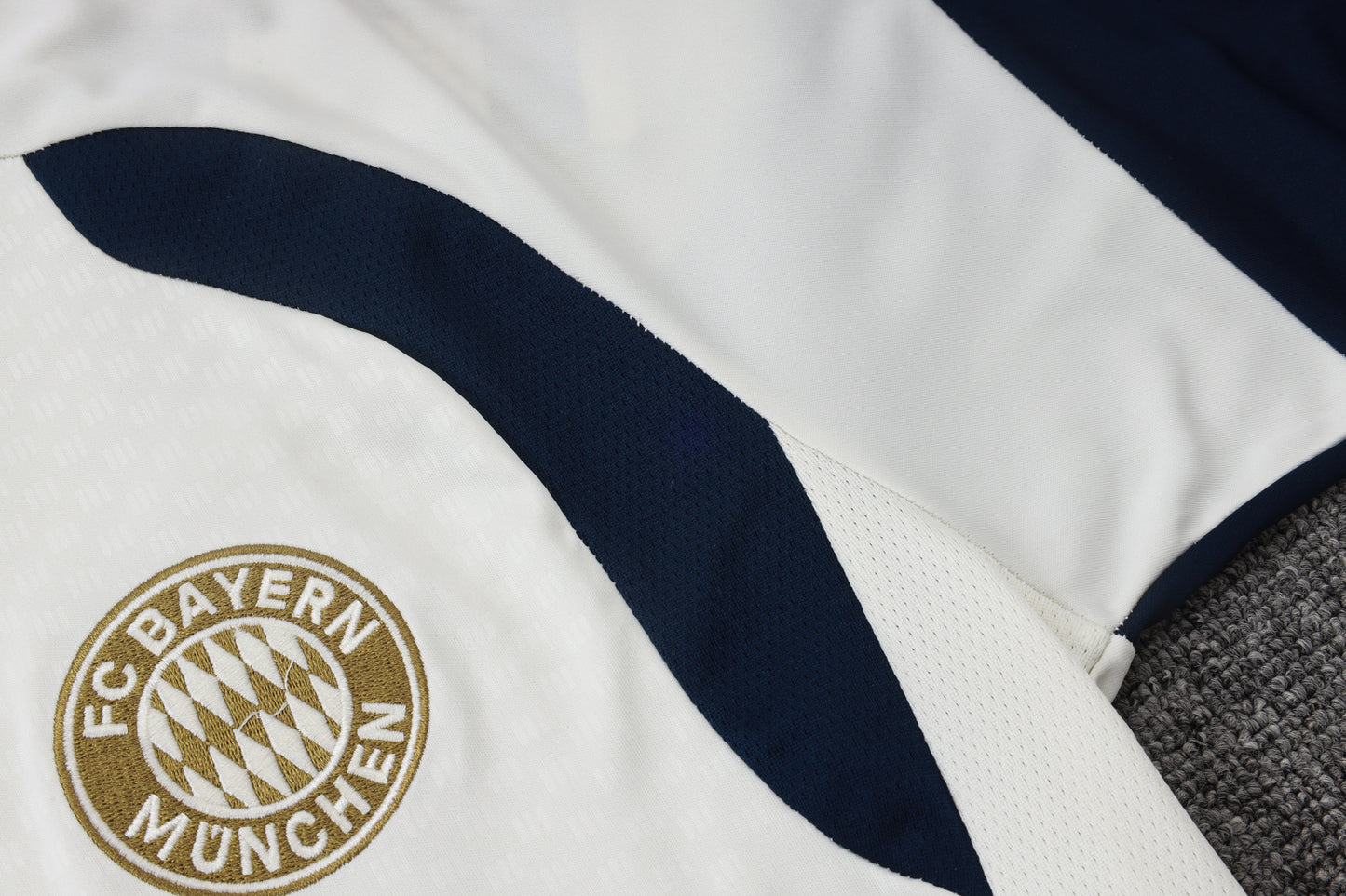 Bayern Munich Training Kit  - Beige/Navy