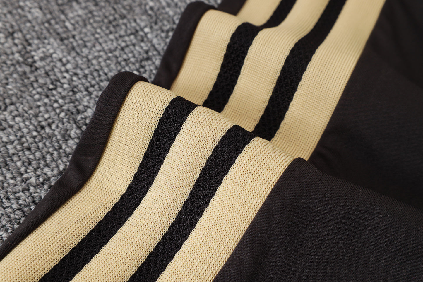 Flamengo 1/4 Zip Tracksuit Set - Black/White/Gold