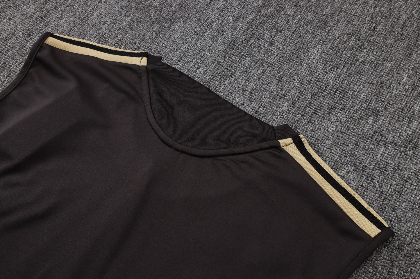 Flamengo Sleeveless Training Kit - Black/White/Gold
