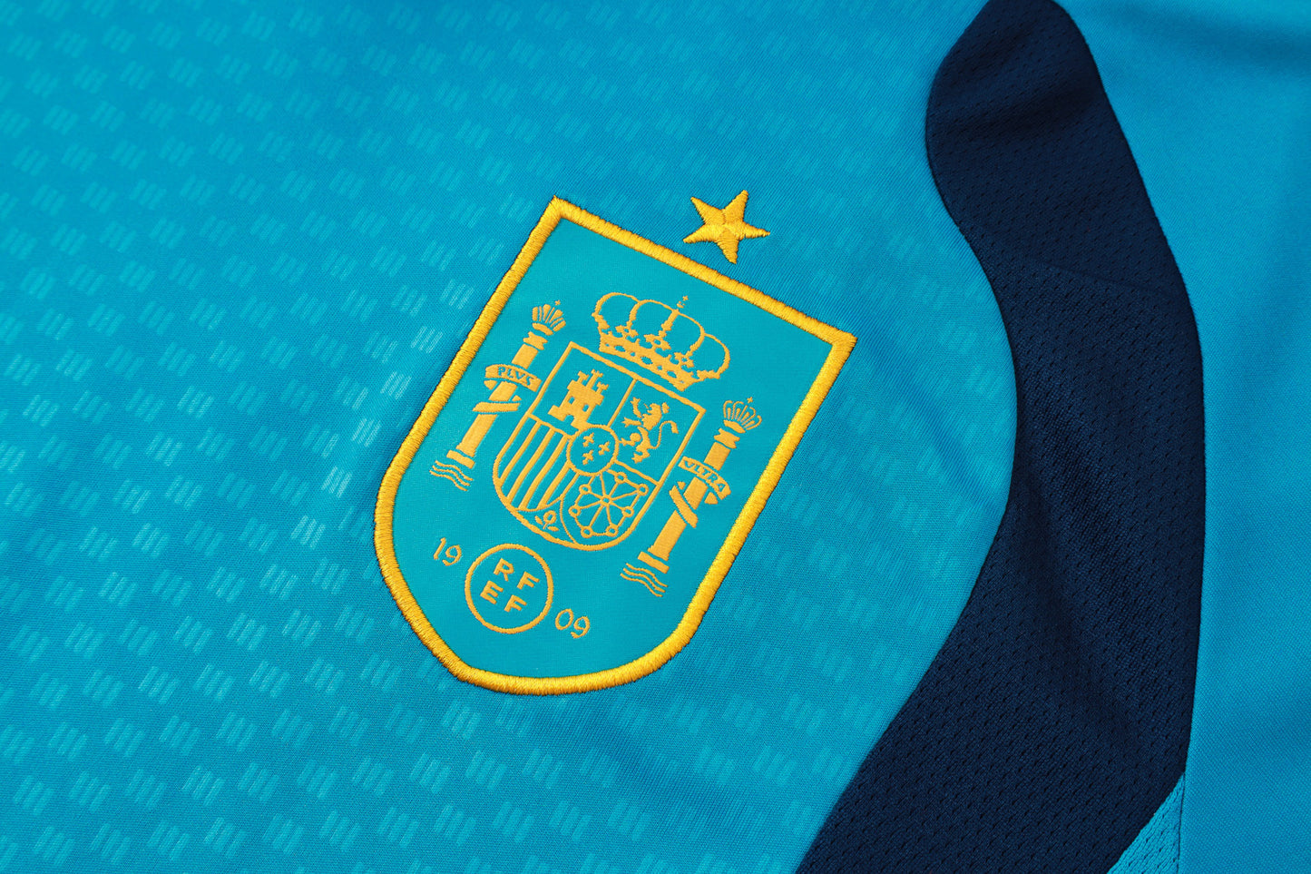 Spain Training Kit  - Light Blue/Navy