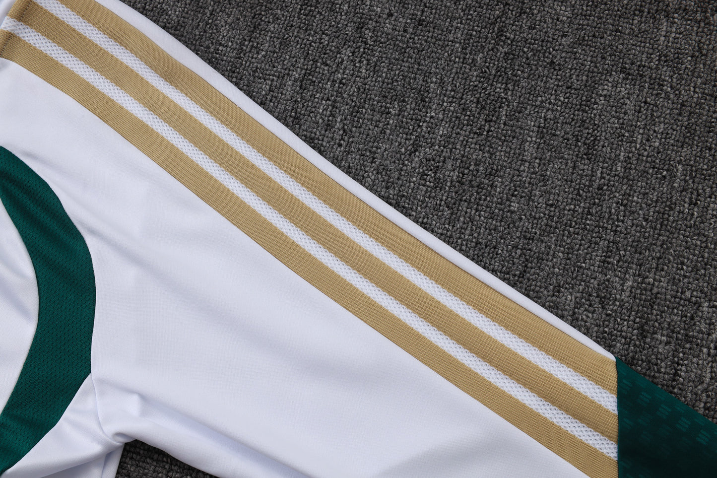 Italy 1/4 Zip Tracksuit Set - White/Green