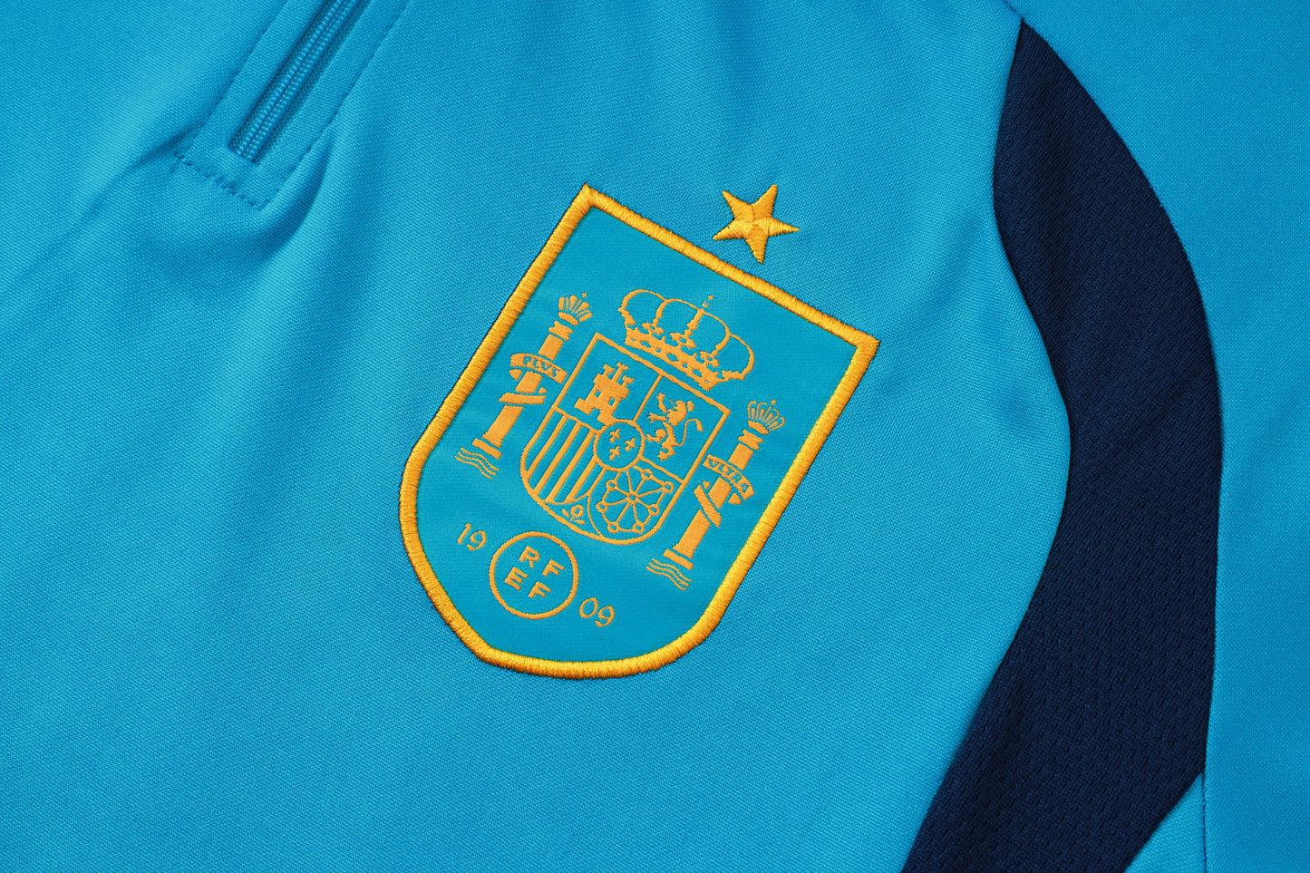 Spain 1/4 Zip Tracksuit Set - Light Blue/Navy