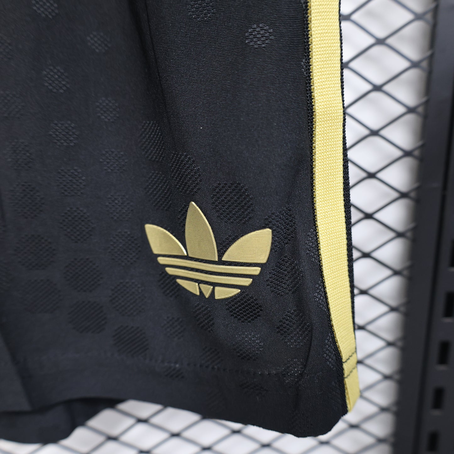 Mexico 2025/26 Shorts - Black & Gold