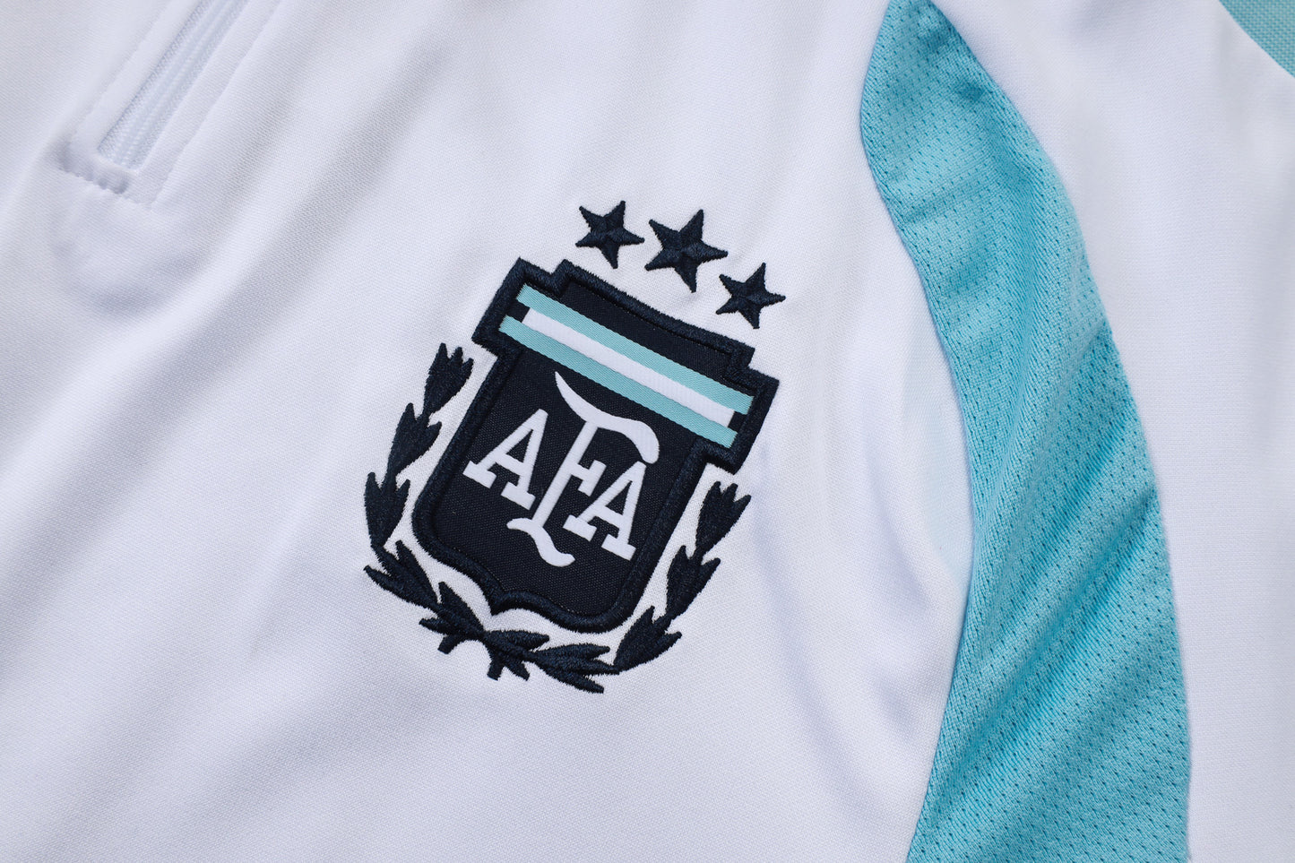 Argentina 1/4 Zip Tracksuit Set - White/Light Blue/Navy