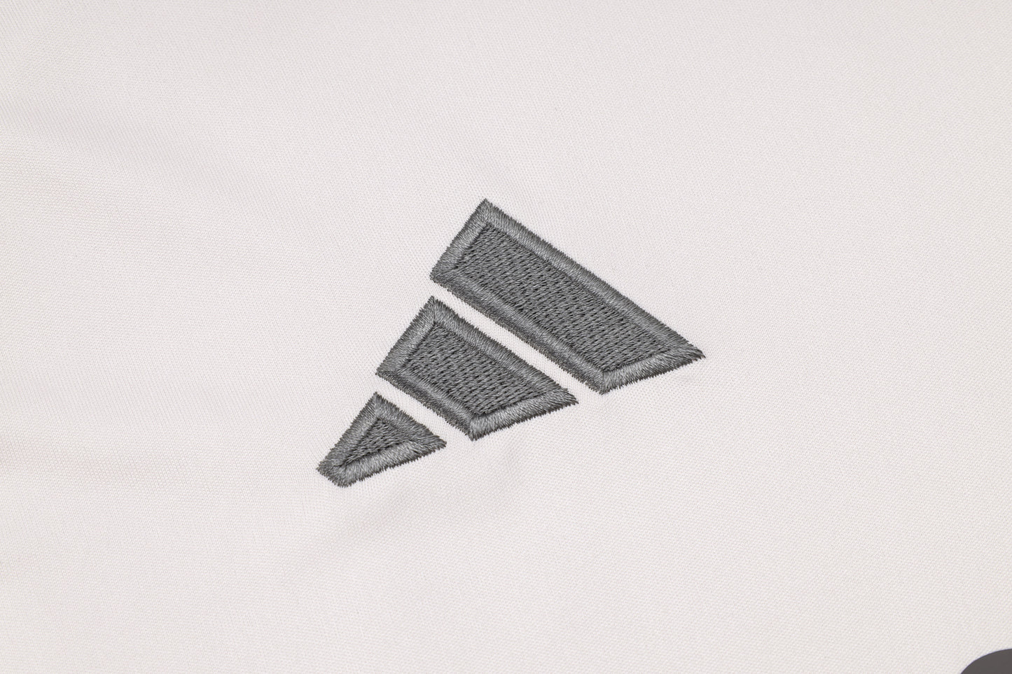 Real Madrid Training Kit - Beige/Black/Grey