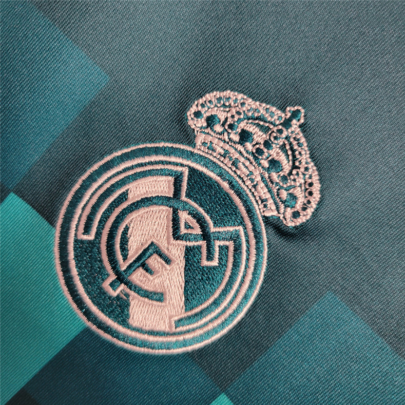 Real Madrid 2017/18 Third