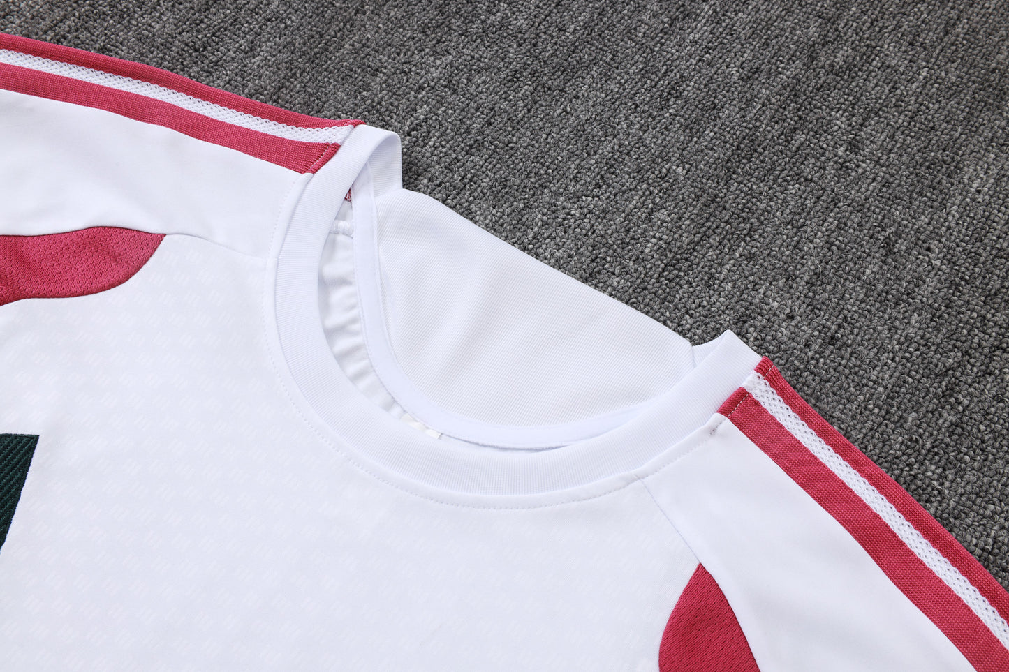 Real Madrid Training Kit  - Home