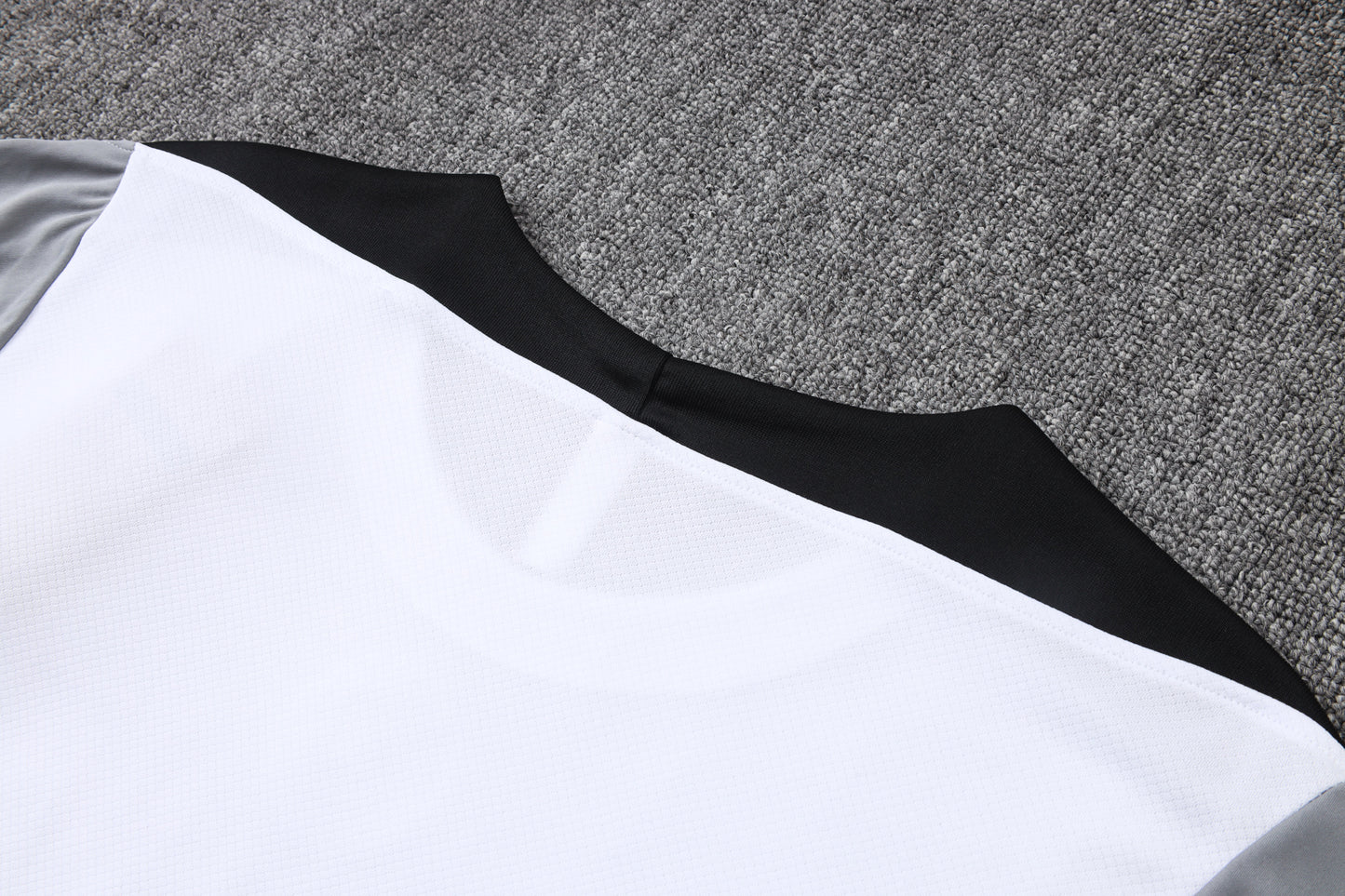 PSG Training Kit  - White/Grey Jordan