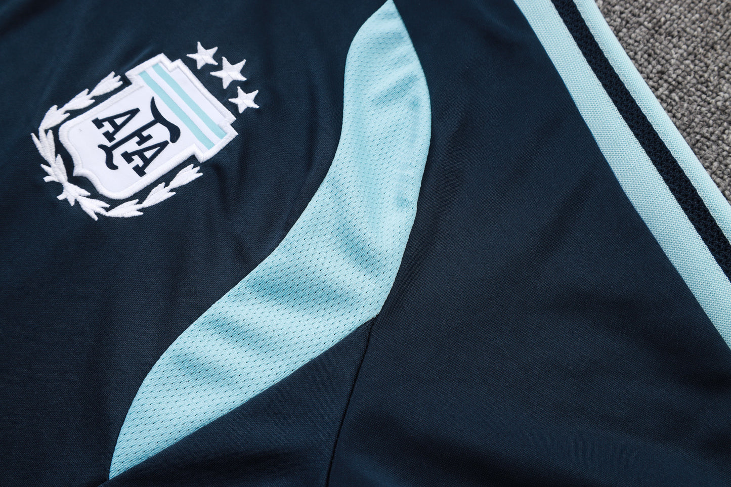 Argentina 1/4 Zip Tracksuit Set - Navy/Light Blue