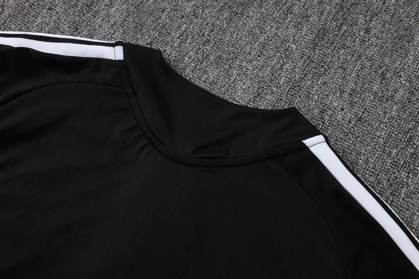 Real Madrid 1/4 Zip Tracksuit Set - Black/White/Grey