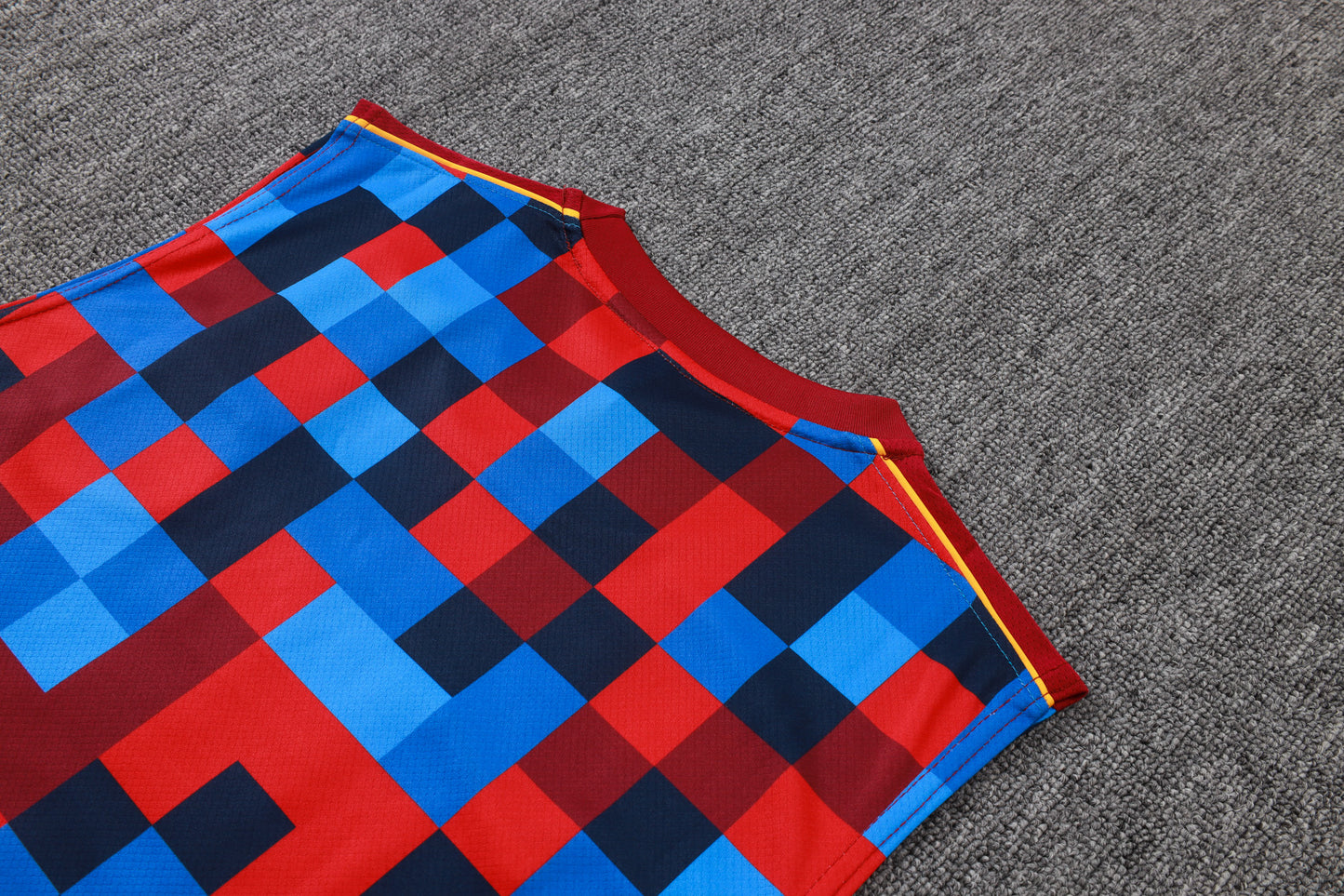 Barcelona Sleeveless Training Kit - Pre Match