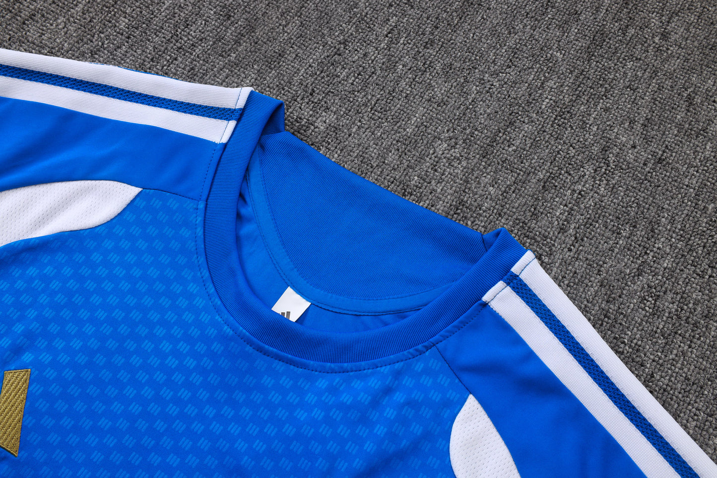 Juventus Training Kit  - Blue/White