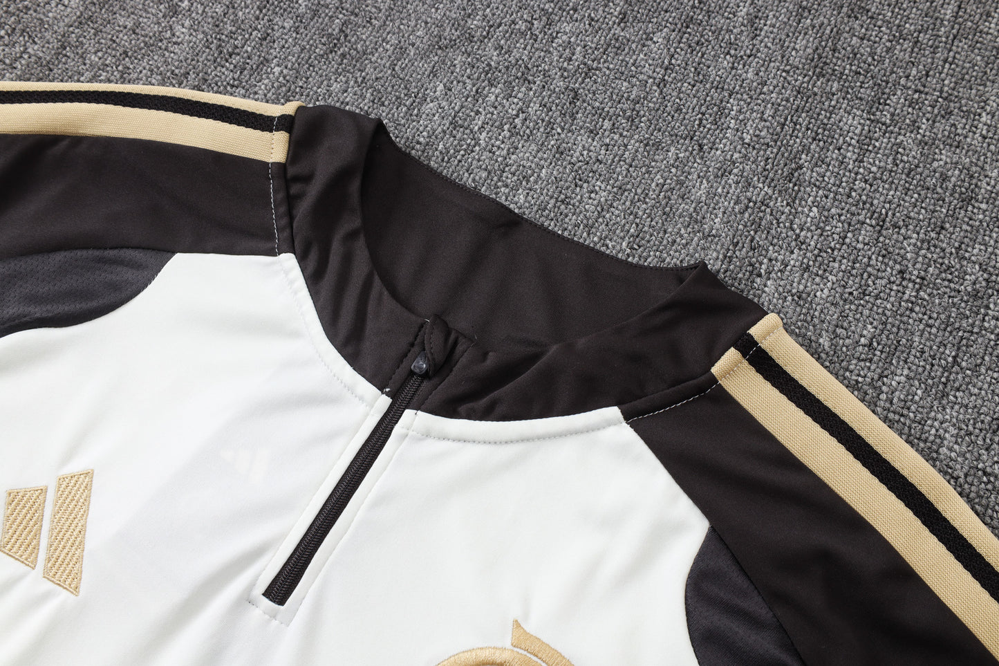 Flamengo 1/4 Zip Tracksuit Set - White/Black/Gold