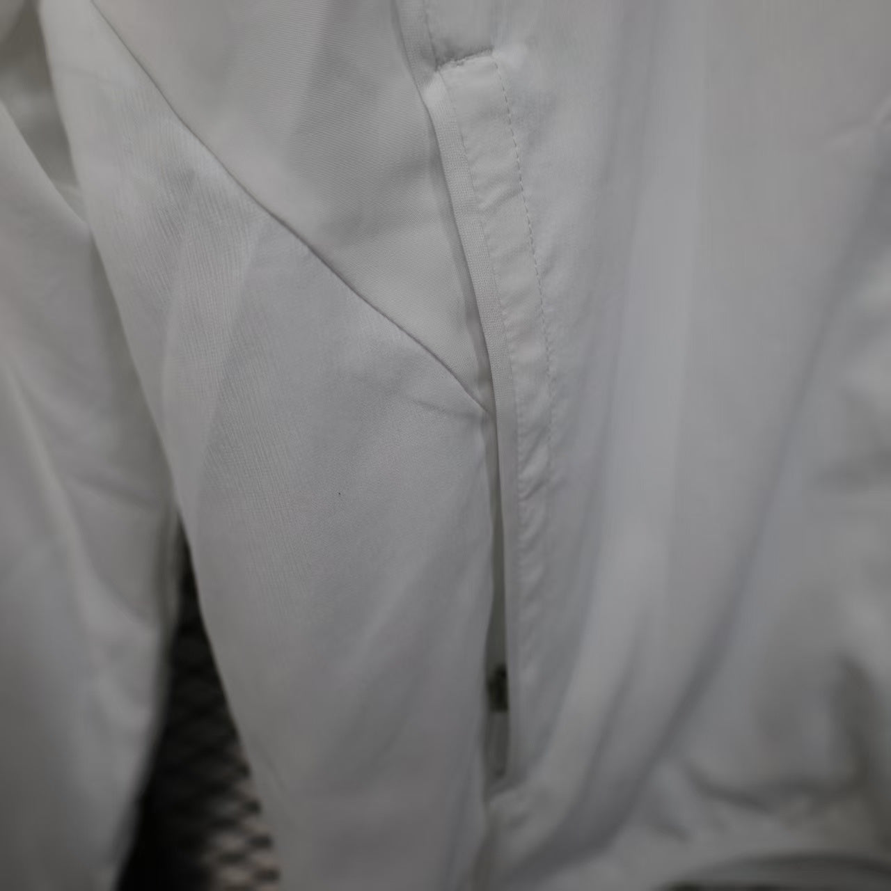 Real Madrid 2025/26 Windbreaker - White