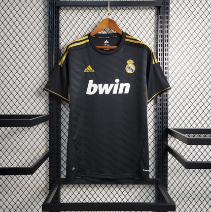 Real Madrid 2011/12 Away