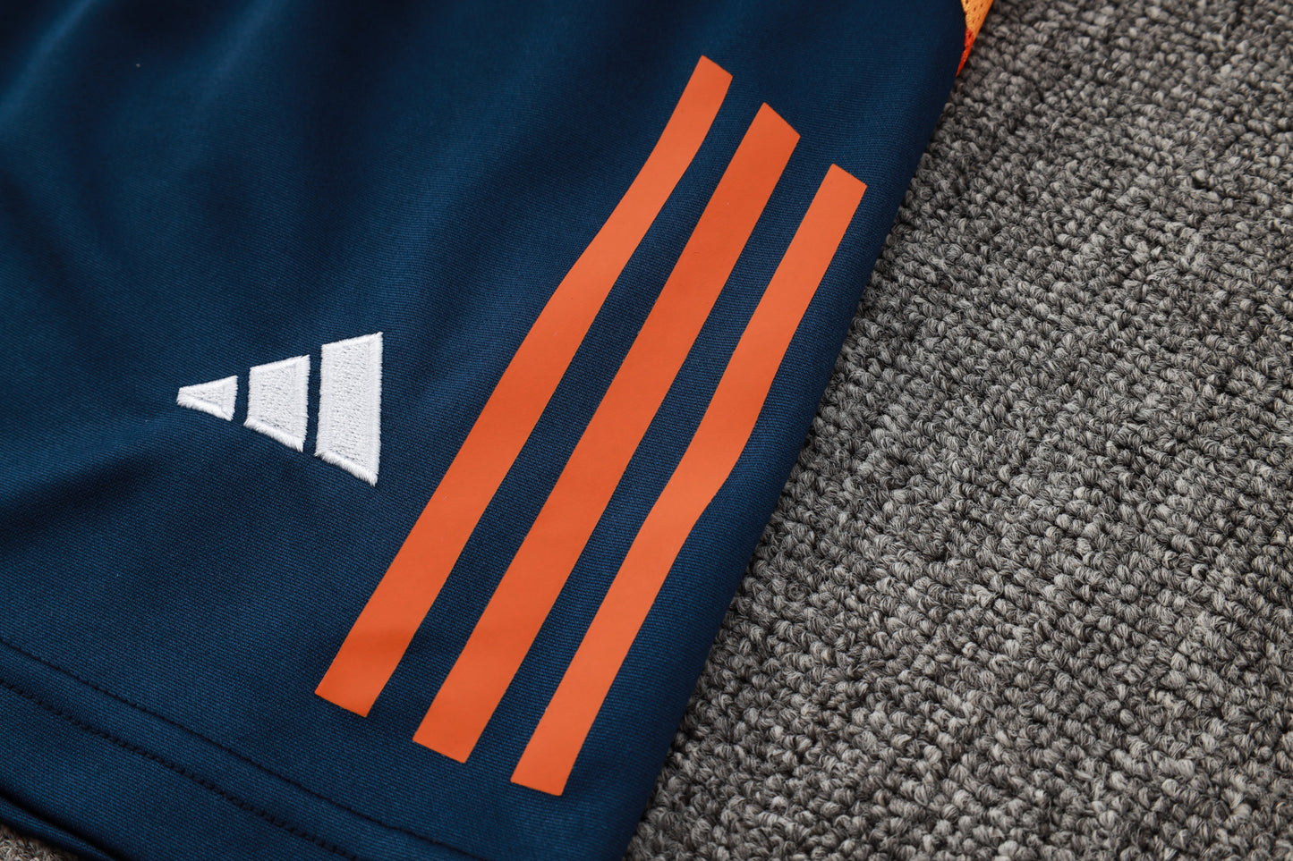 Juventus Training Kit - Orange/Blue/Navy