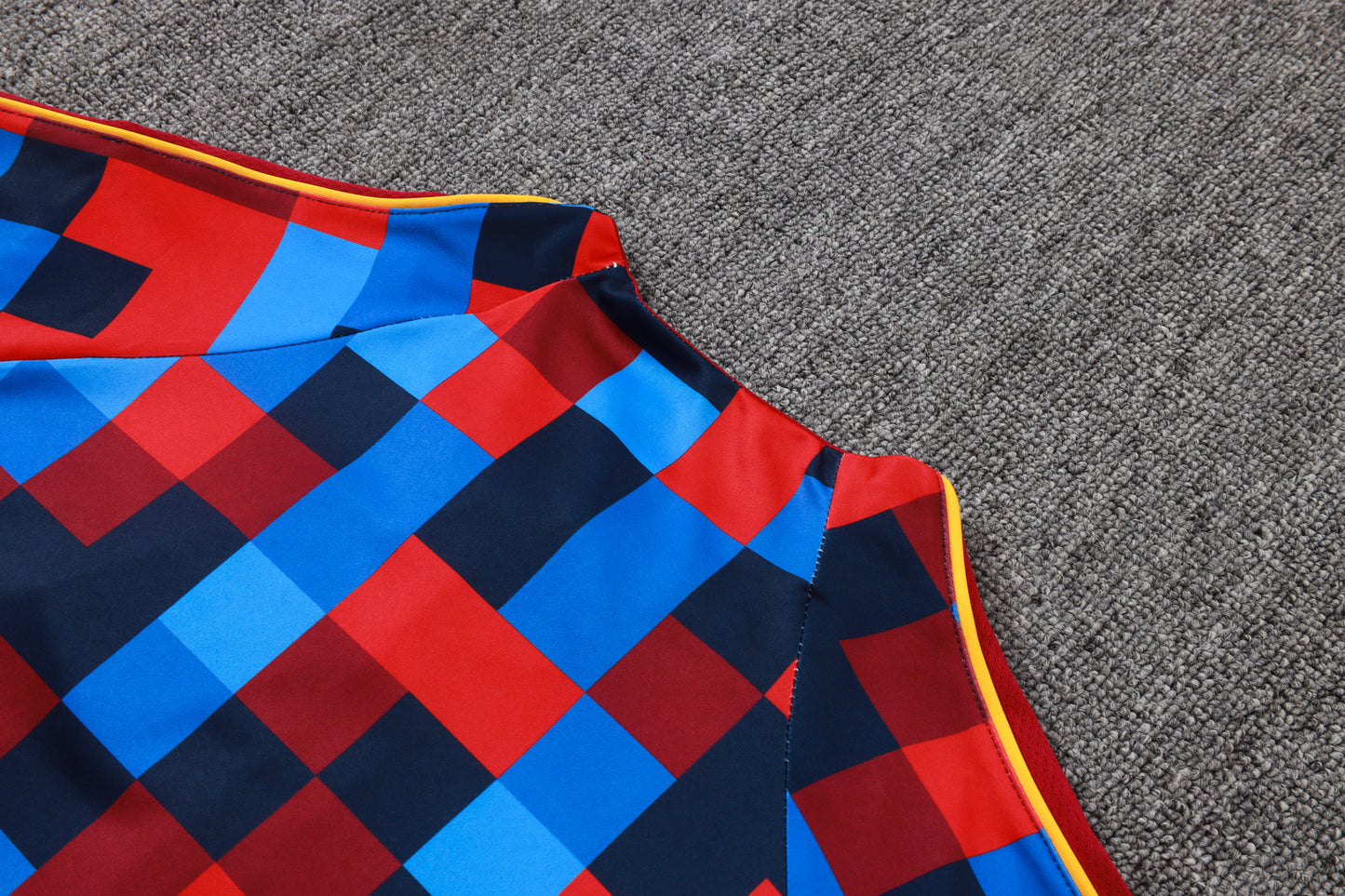 Barcelona 1/4 Zip Tracksuit Set - Pre Match