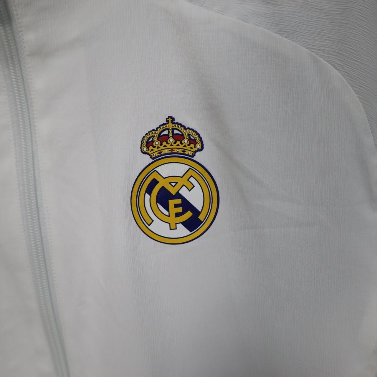 Real Madrid 2025/26 Windbreaker - White