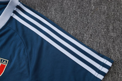 Italy Training Kit  - Classic Home