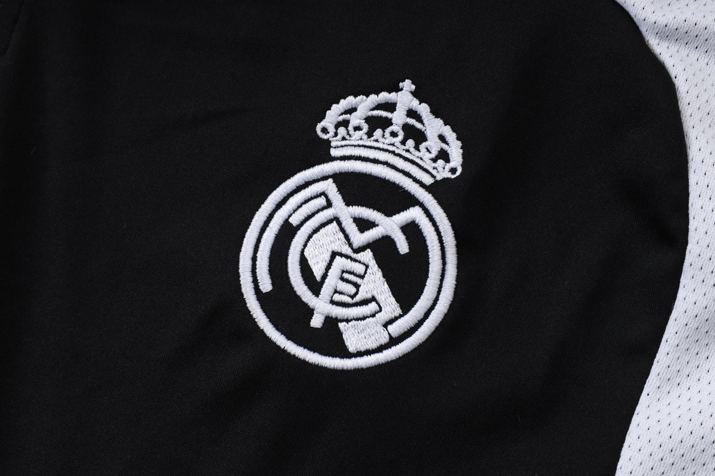 Real Madrid 1/4 Zip Tracksuit Set - Black/White/Grey