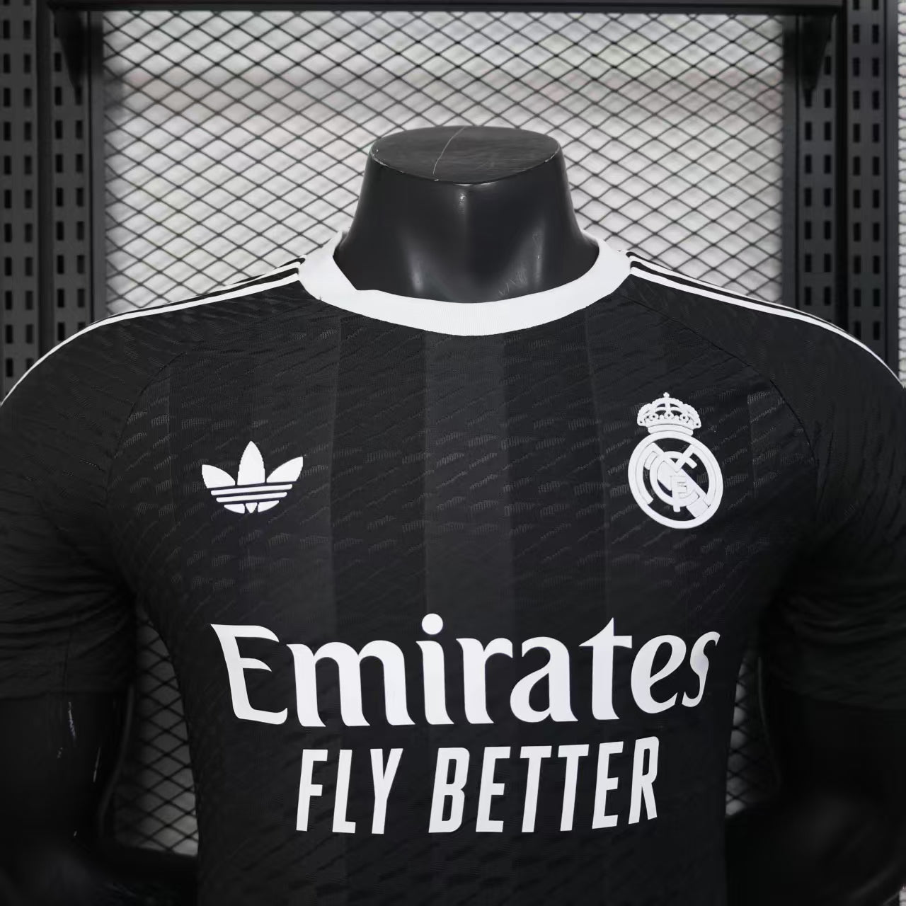 Real Madrid 2025/26 GK Third
