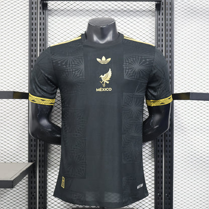 Mexico 2025 - Black & Gold