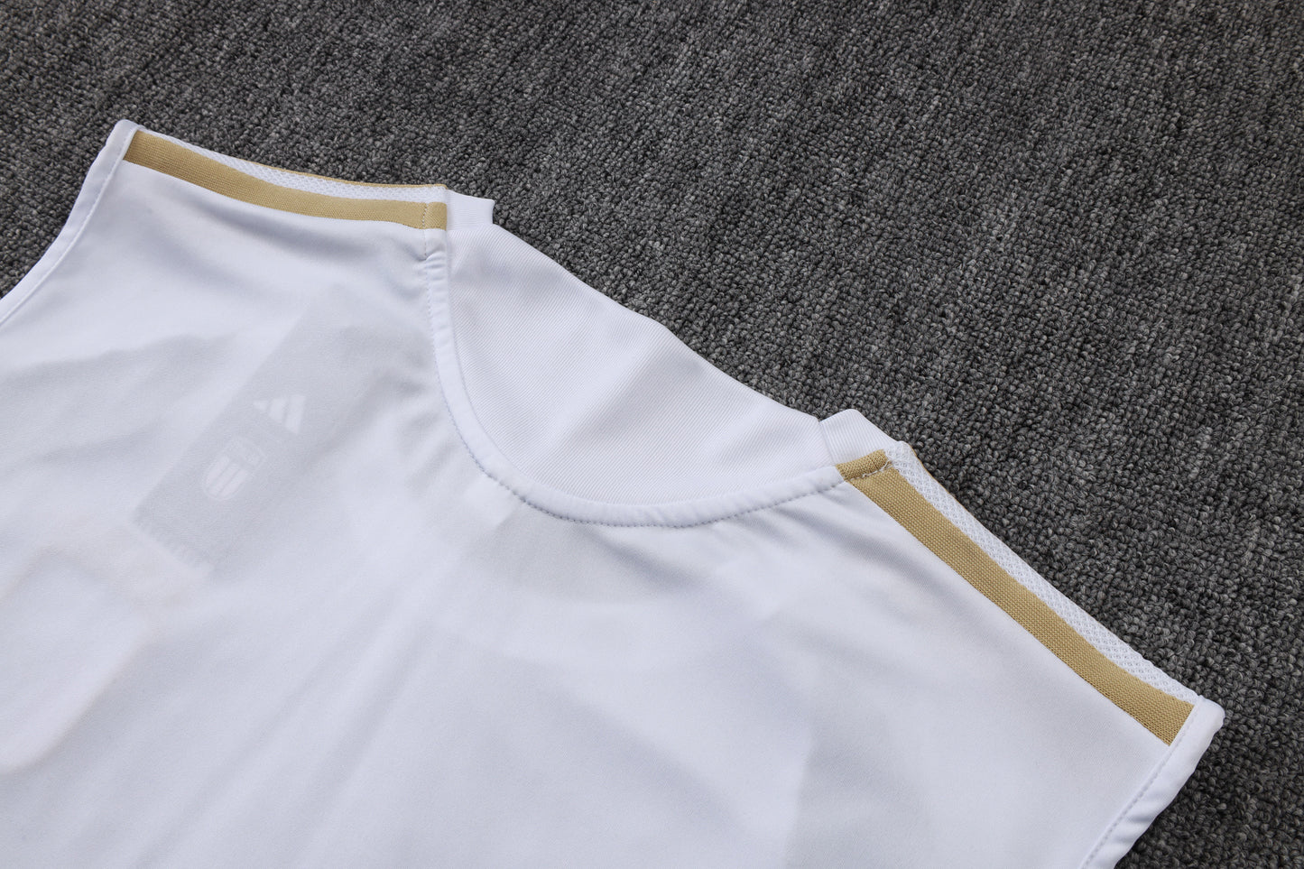 Italy Sleeveless Training Kit - White/Green