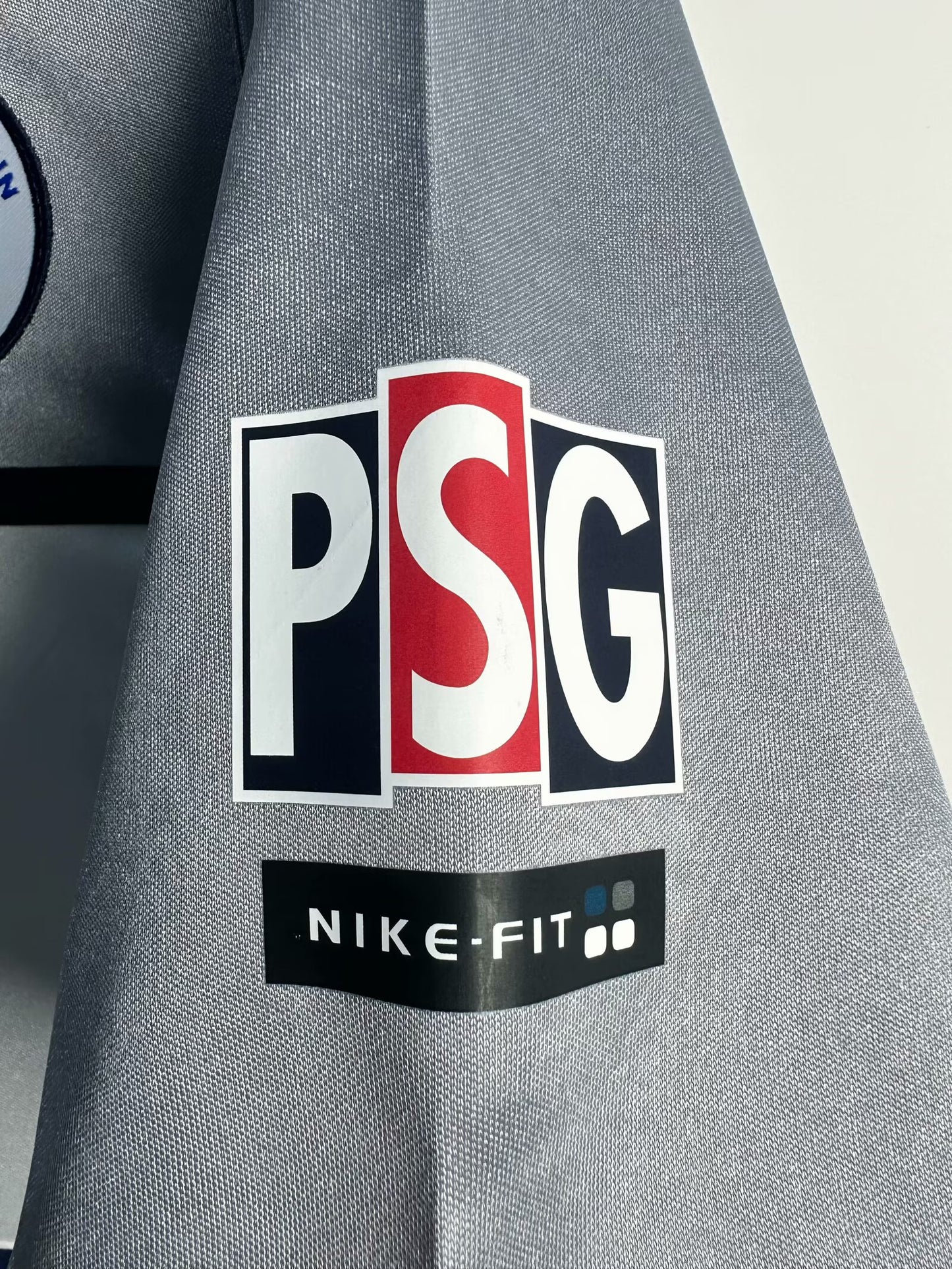 PSG 2000/01 Away