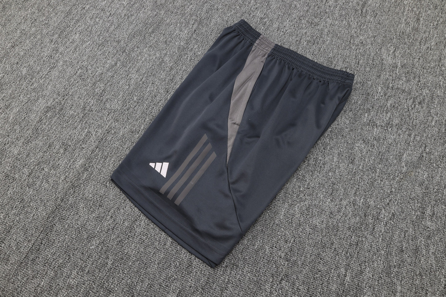 Real Madrid Training Kit - Beige/Black/Grey